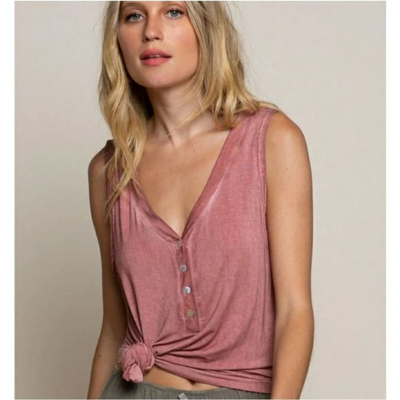 POL Mineral Washed "Not Your Typical Basic" Tank - Picture 5 of 11